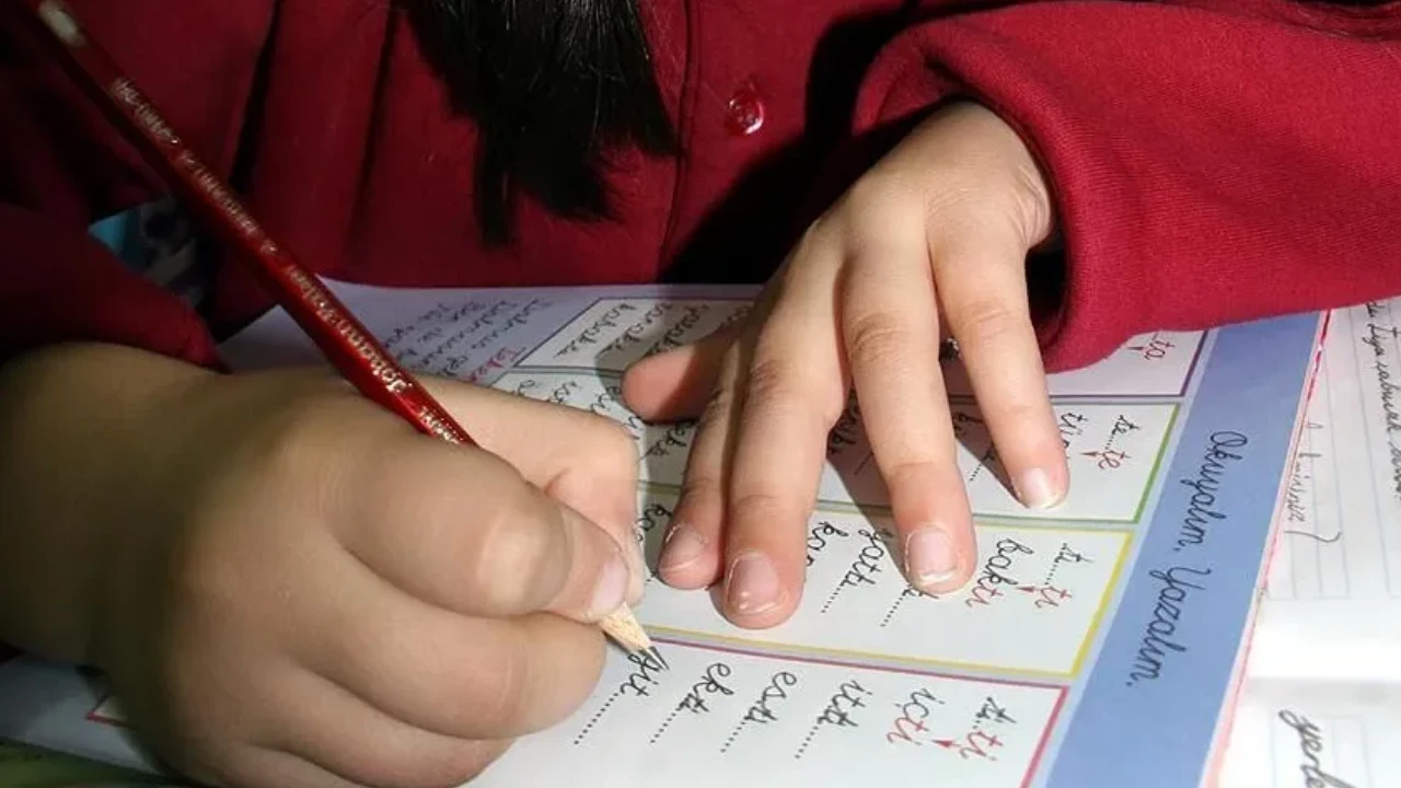 Okullar ne zaman açılıyor? Uyum haftası ne zaman?