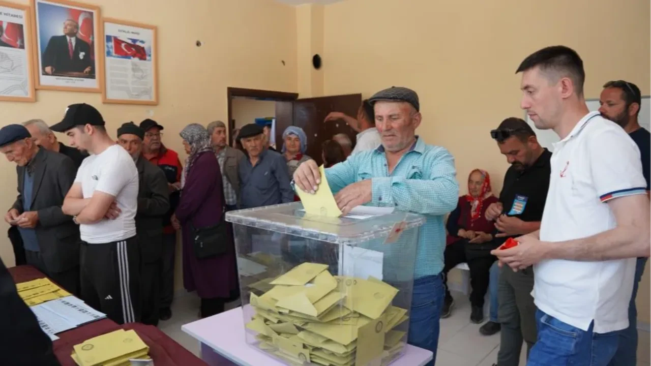 Gümüşhane, Nevşehir ve Tokat! İşte 6 beldede yapılan ara seçim sonuçları