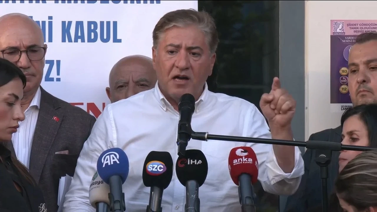 Murat Emir: Önünüze mührü basacağınız parti amblemi koymak boynumuzun borcudur