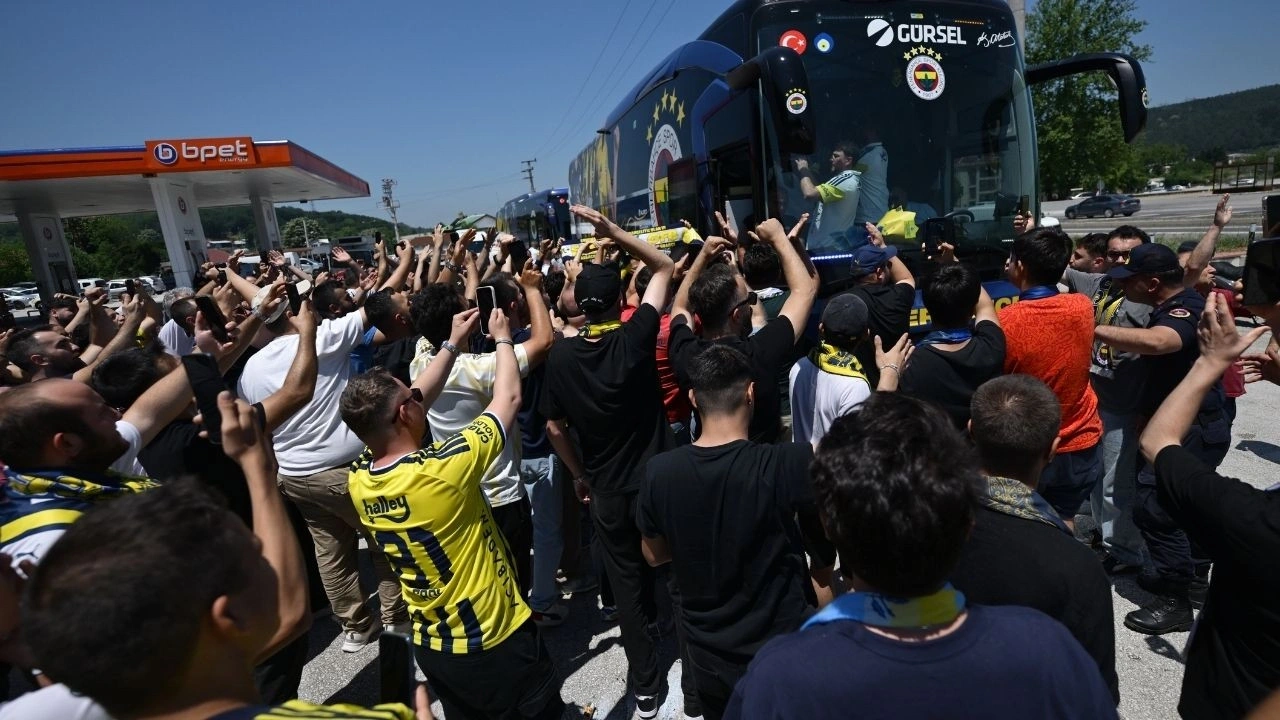 Düzce'de Fenerbahçe depremi: Küçük Aziz Yıldırım salladı!