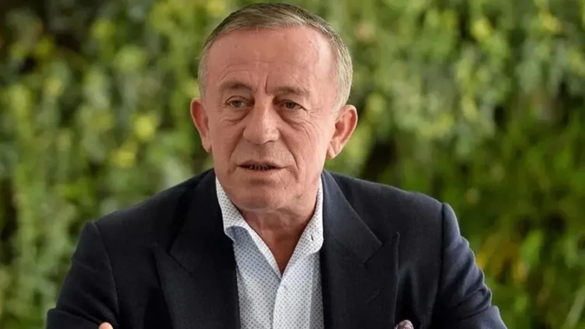 Ali Ağaoğlu’nun bebeğinin cinsiyeti sürpriz olacak!