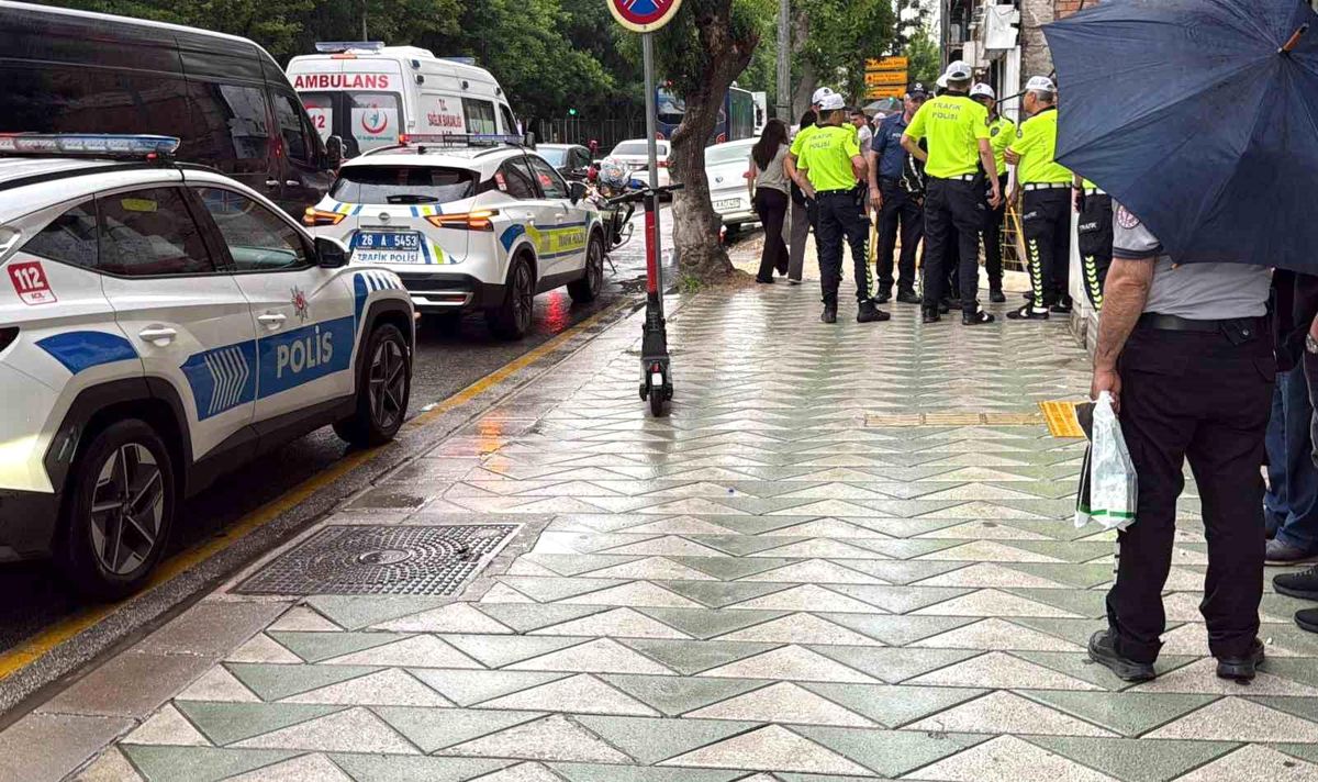 "Park etmek yasaktır" levhasının önüne araç park eden sürücüye bin 250 TL ceza