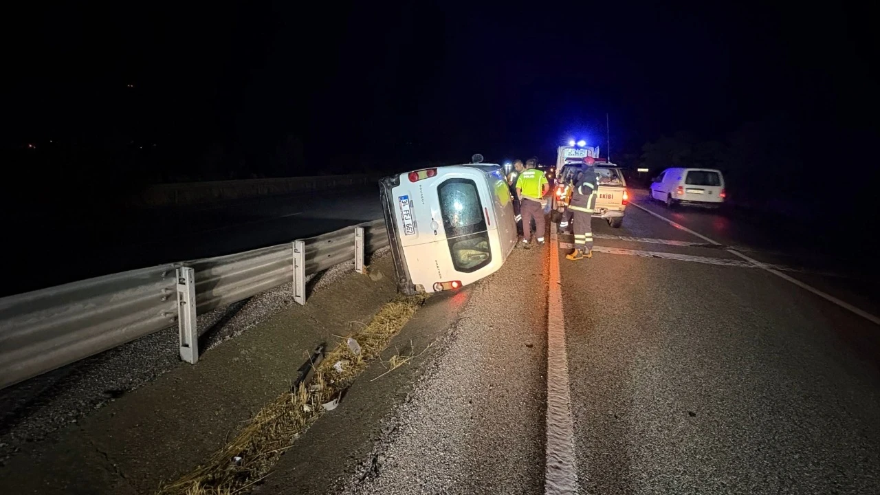 Araç devrildi, sürücü kayıplara karıştı