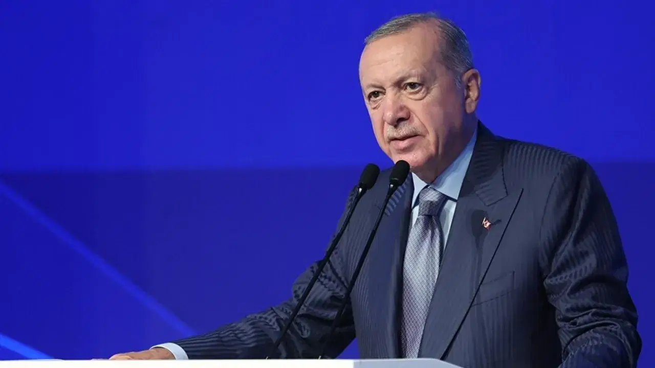 AKP'li Cumhurbaşkanı Recep Tayyip Erdoğan duyurdu: Türkiye'nin üç katılım bankası birleşiyor