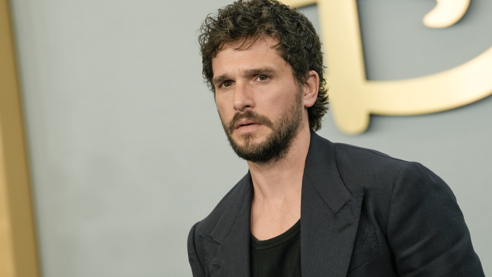 'Game of Thrones' yıldızı Kit Harington ilk kez yönetmenlik yaptı