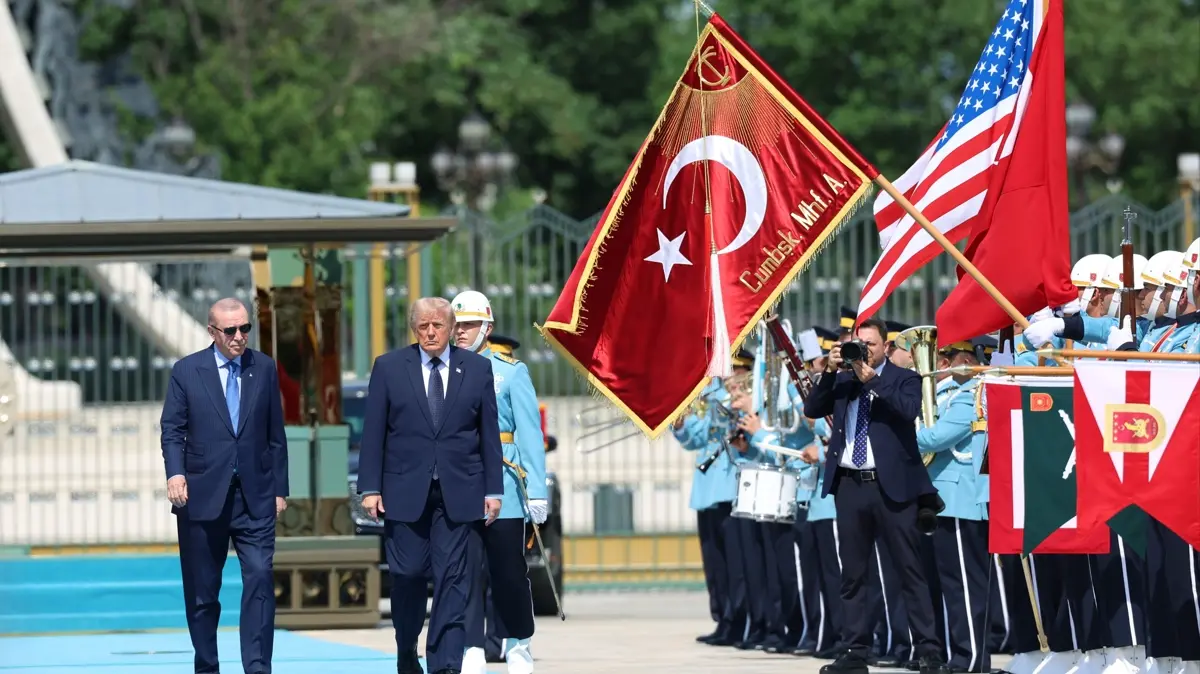 ABD Başkanı Trump'ı Osmanlı Birliği karşıladı! Ankara'da tarihi görüntüler