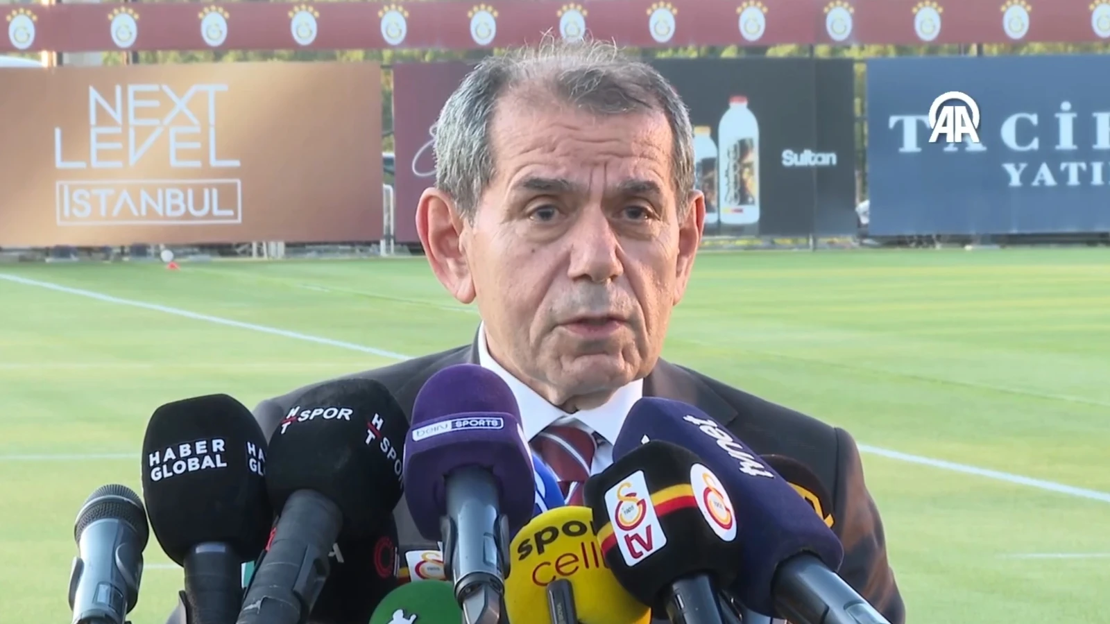 Dursun Özbek'ten transfer cevabı: Ayinesi iştir kişinin, lafa bakılmaz