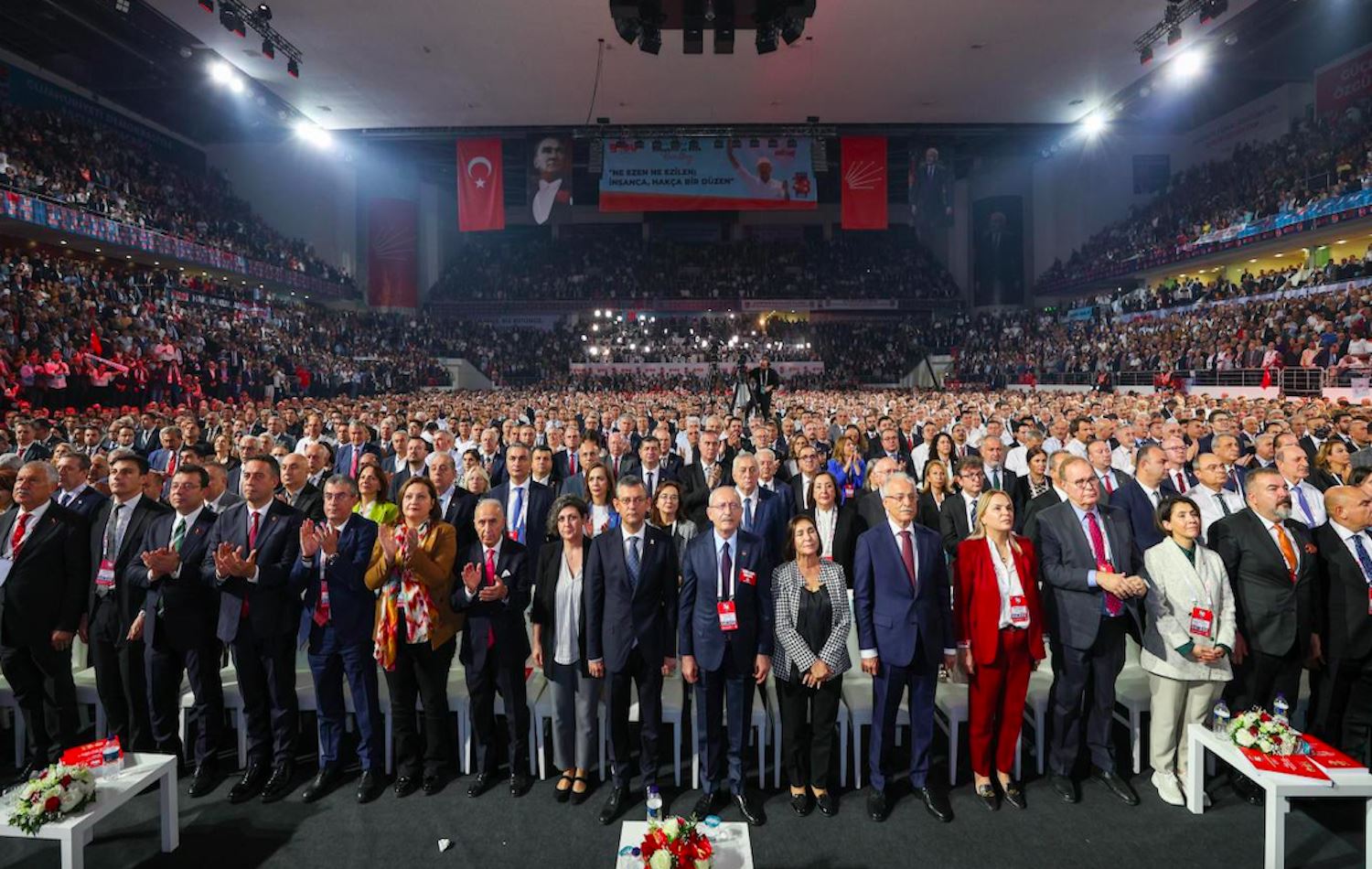 CHP'de kurultay krizi büyüyor! 28 PM üyesi istifa etti, yeni karar alındı