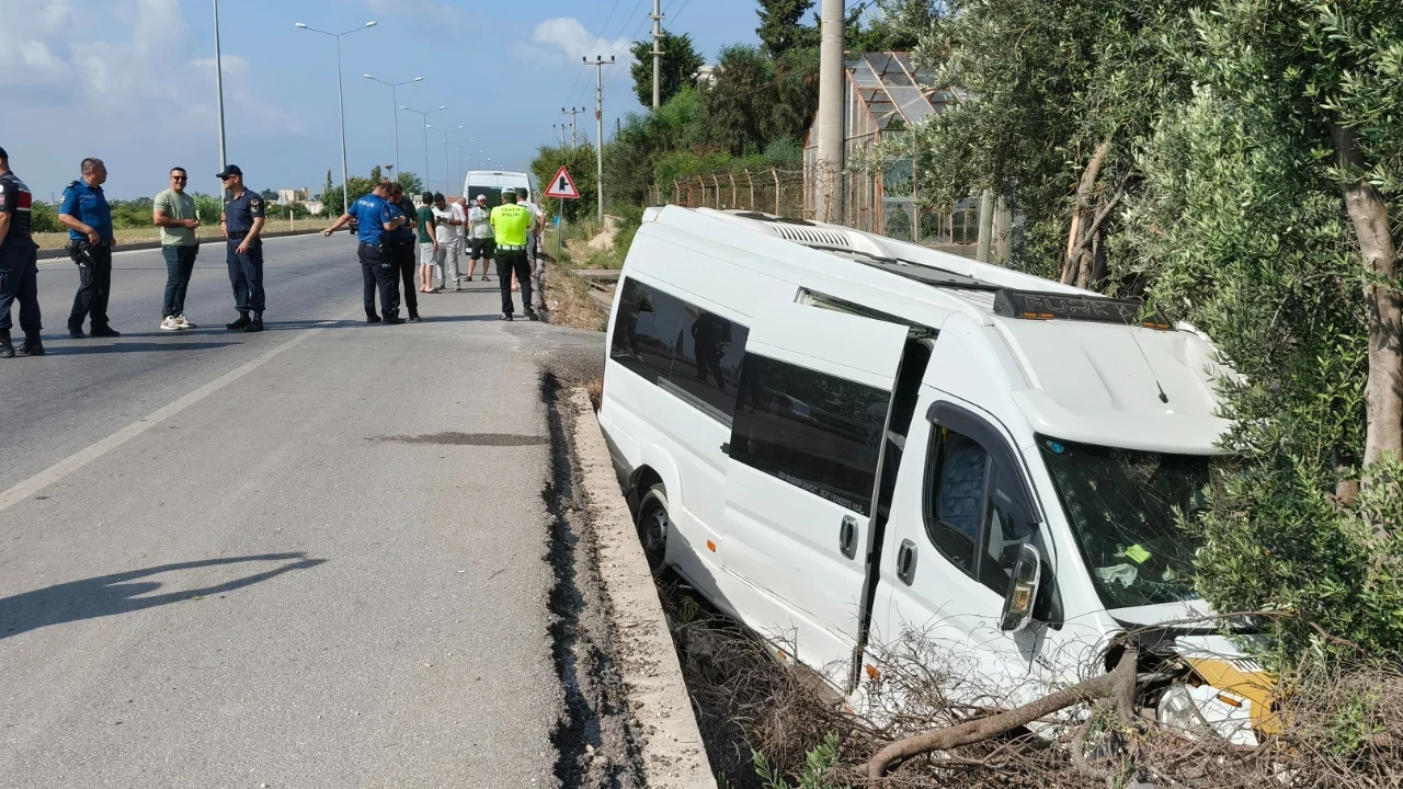 Şoföre saldırıp minibüsü kaçırdı, 4 kilometre sonra öldü