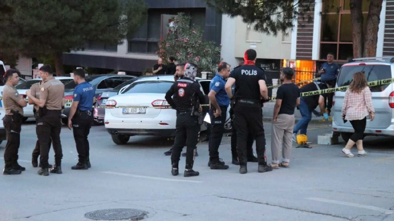 Denizli'de dehşet: Küçük çocuğun gözü önünde 2 kadına kurşun yağdırdı