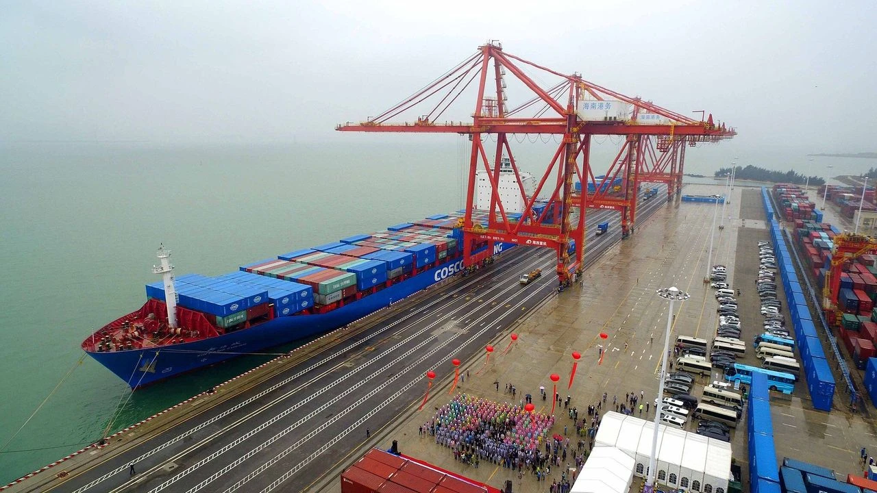 Yeni Uluslararası Kara-Deniz Ticaret Koridoru'nda rekor