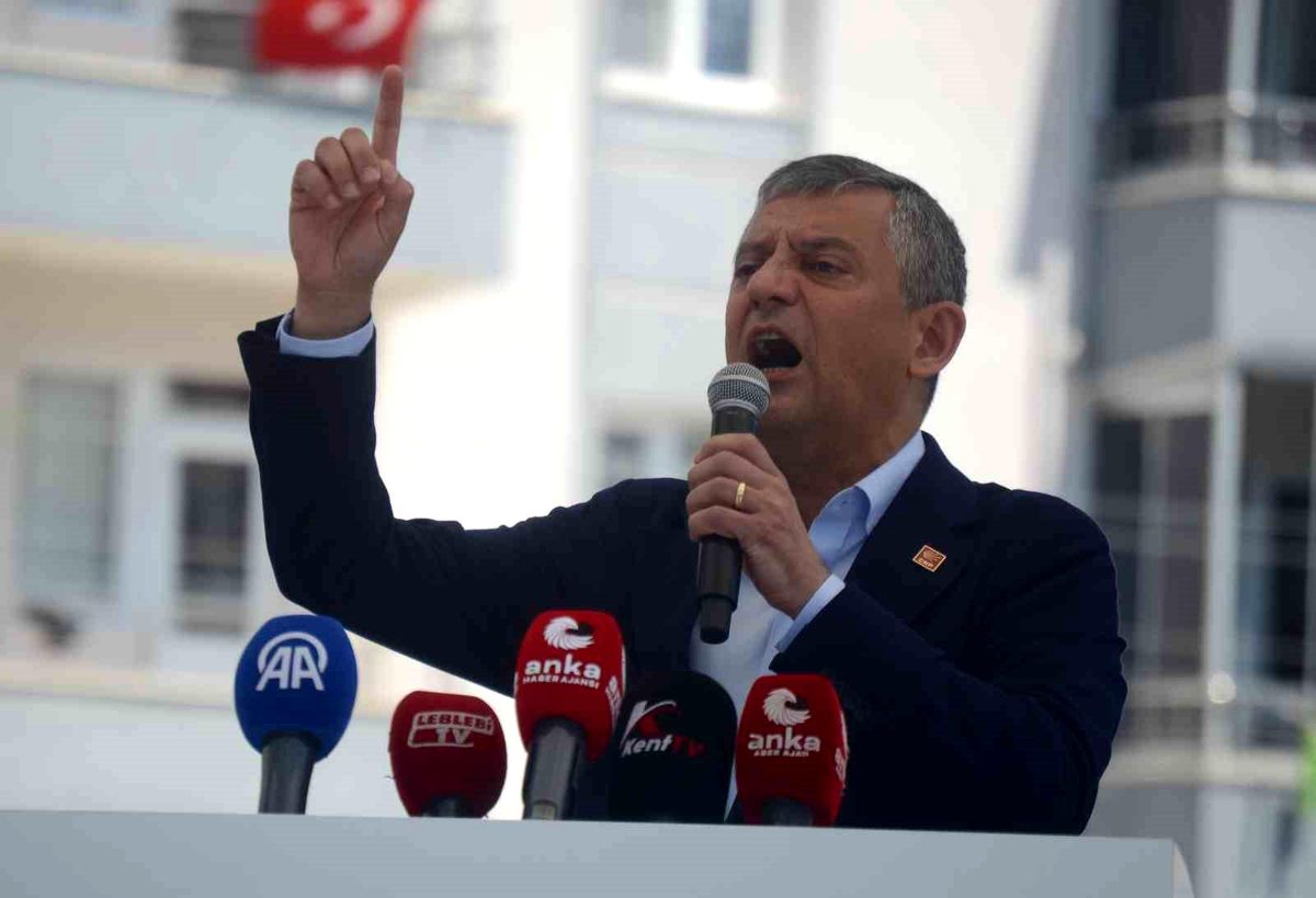 CHP Grup Başkanı Özgür Özel: "Gerekirse bu başı vereceğim ama onlara baş eğmeyeceğim"