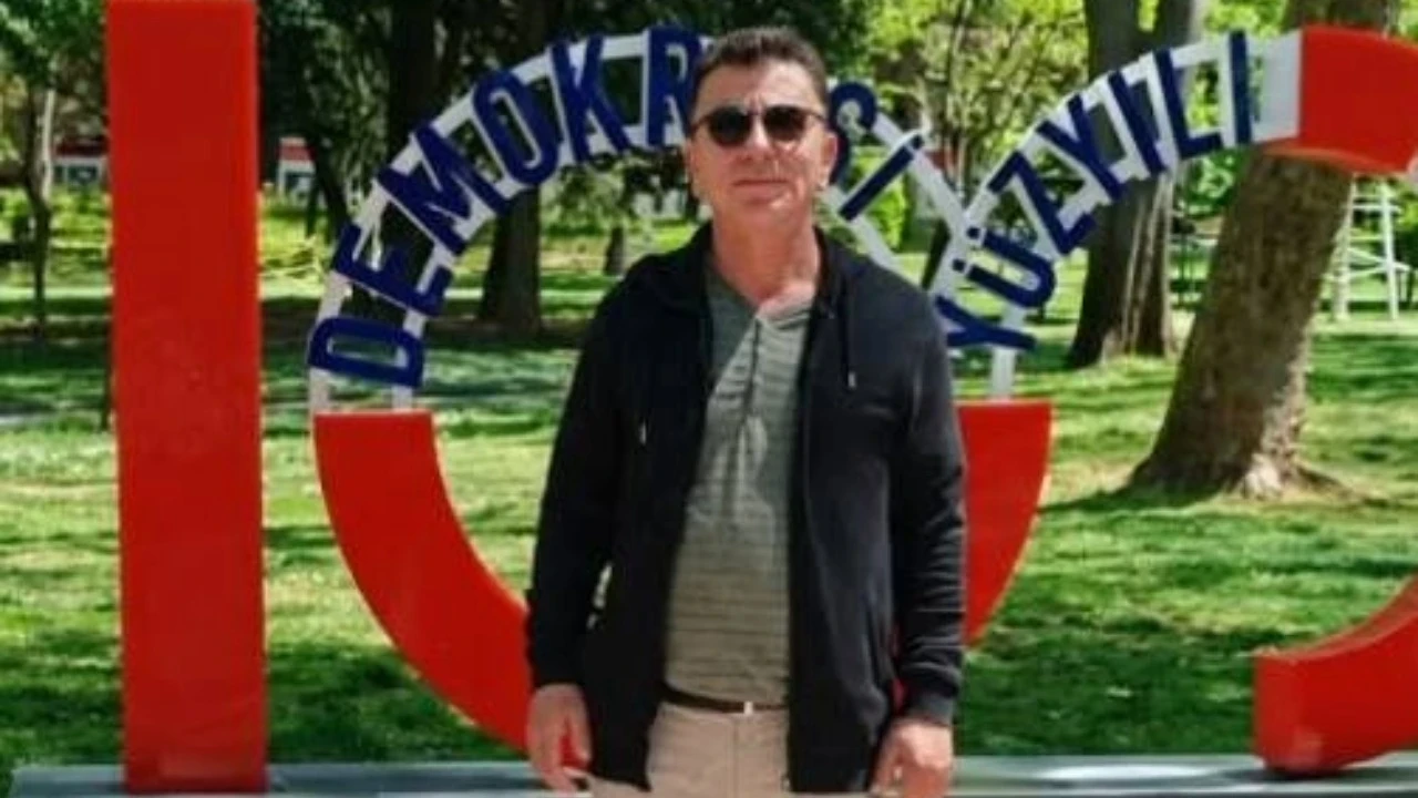 Beyoğlu'nda sokağı temizlerken ceset buldu