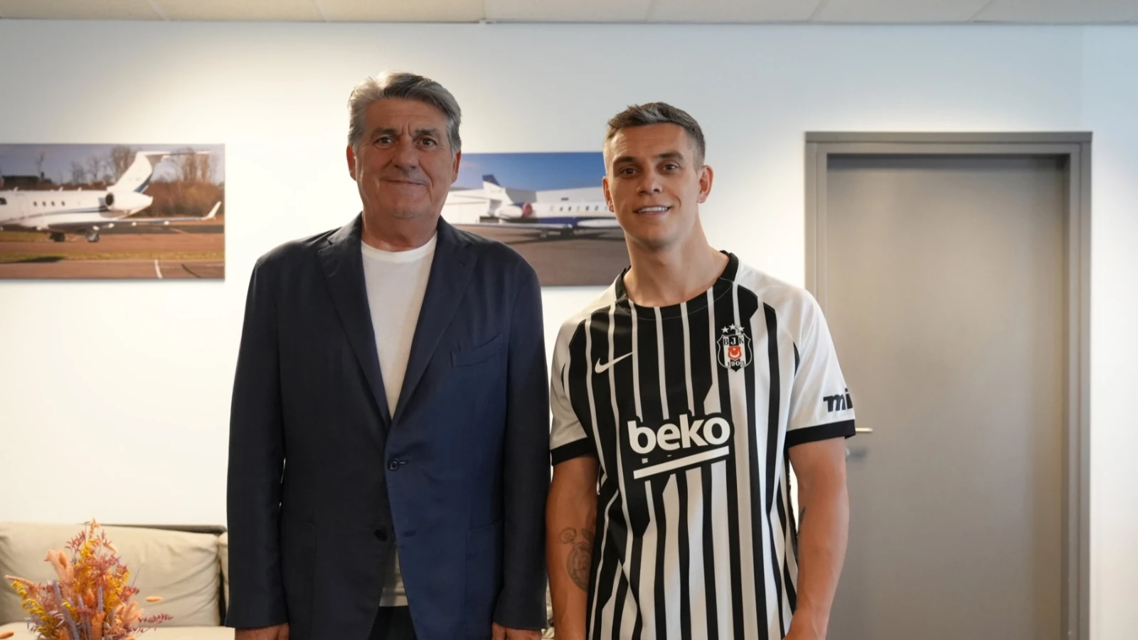 Beşiktaş'ın yeni transferi Leandro Trossard, İstanbul'a geldi