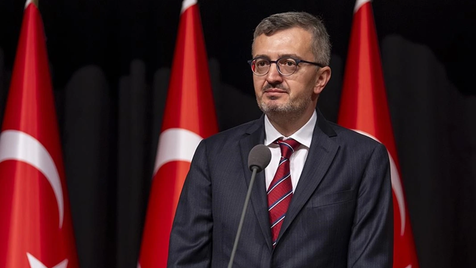 İletişim Başkanı Duran: Dezenformasyona hep birlikte 'dur' dememiz gerekiyor