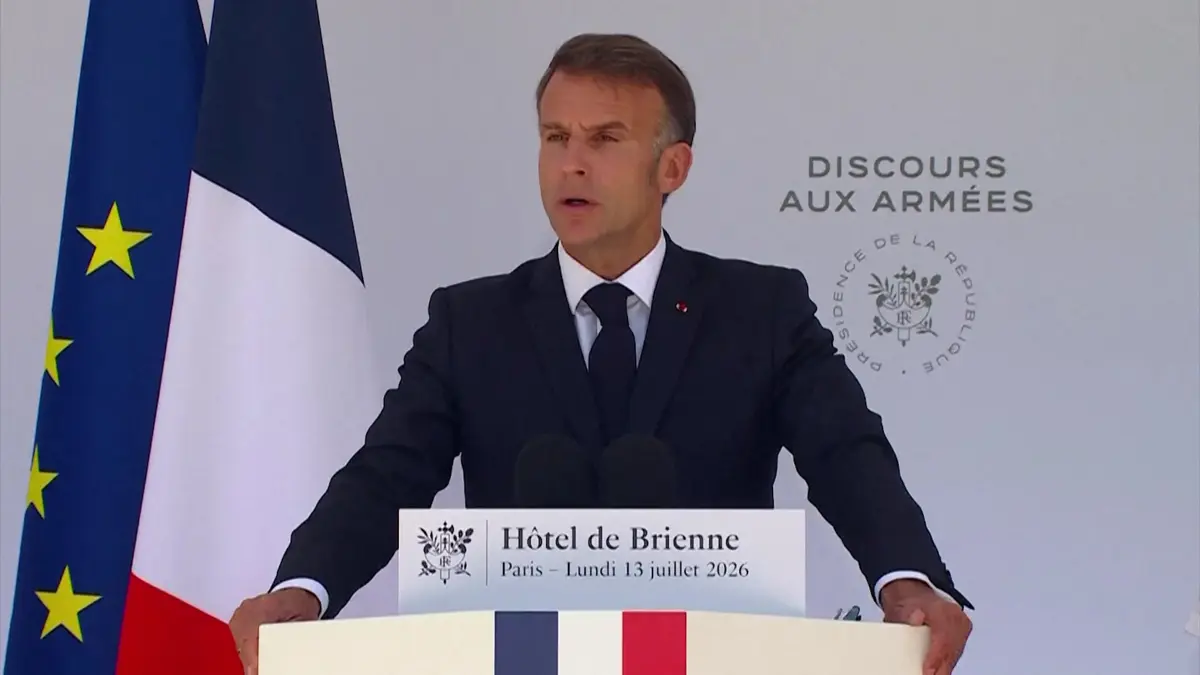 Macron'dan Avrupa'ya "ortak ordu" çağrısı