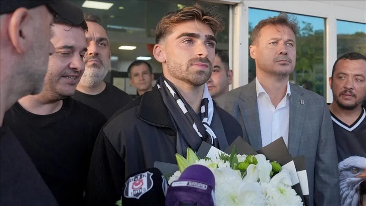 Beşiktaş'ta 5 oyuncu ile yollar ayrıldı