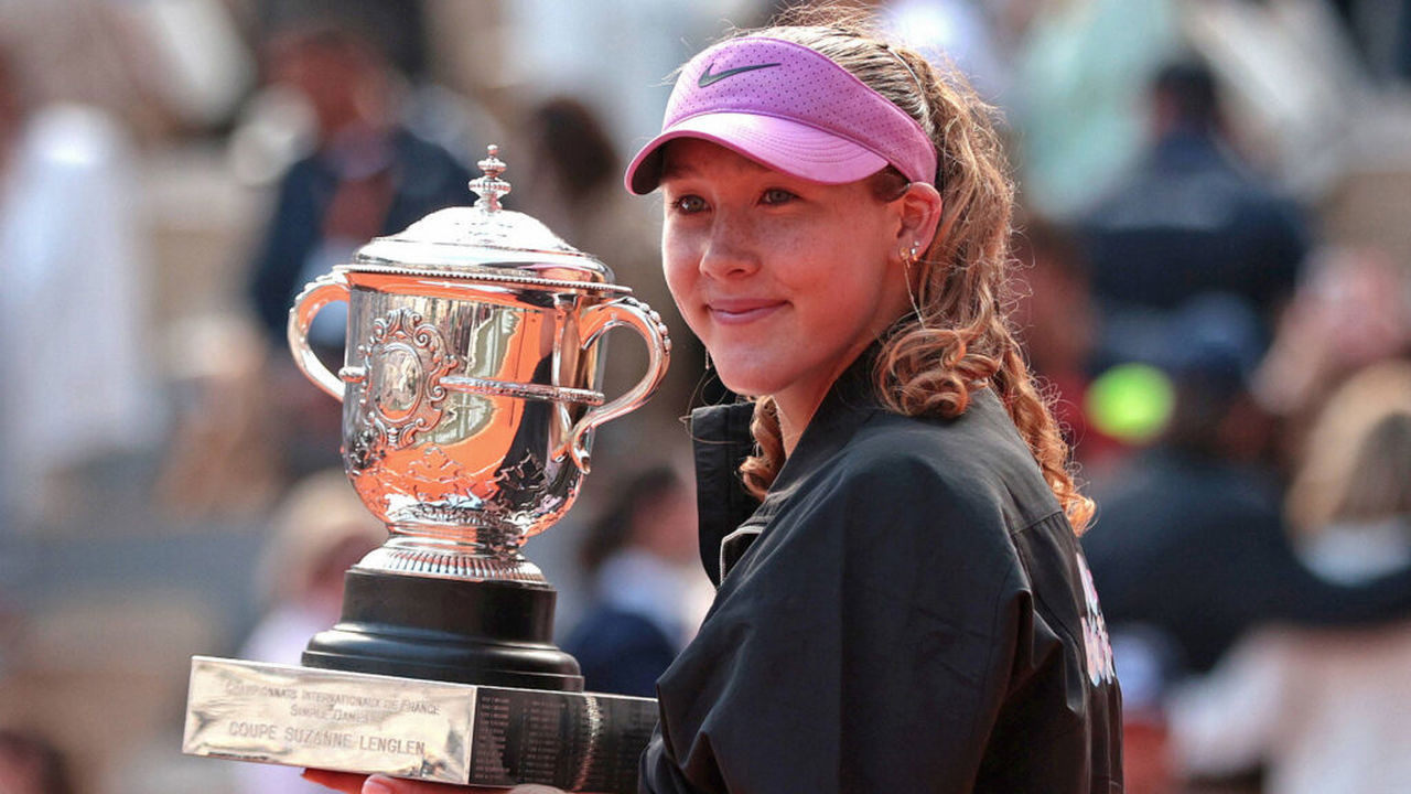 Roland Garros'ta Rus raket Mirra Andreev şampiyon