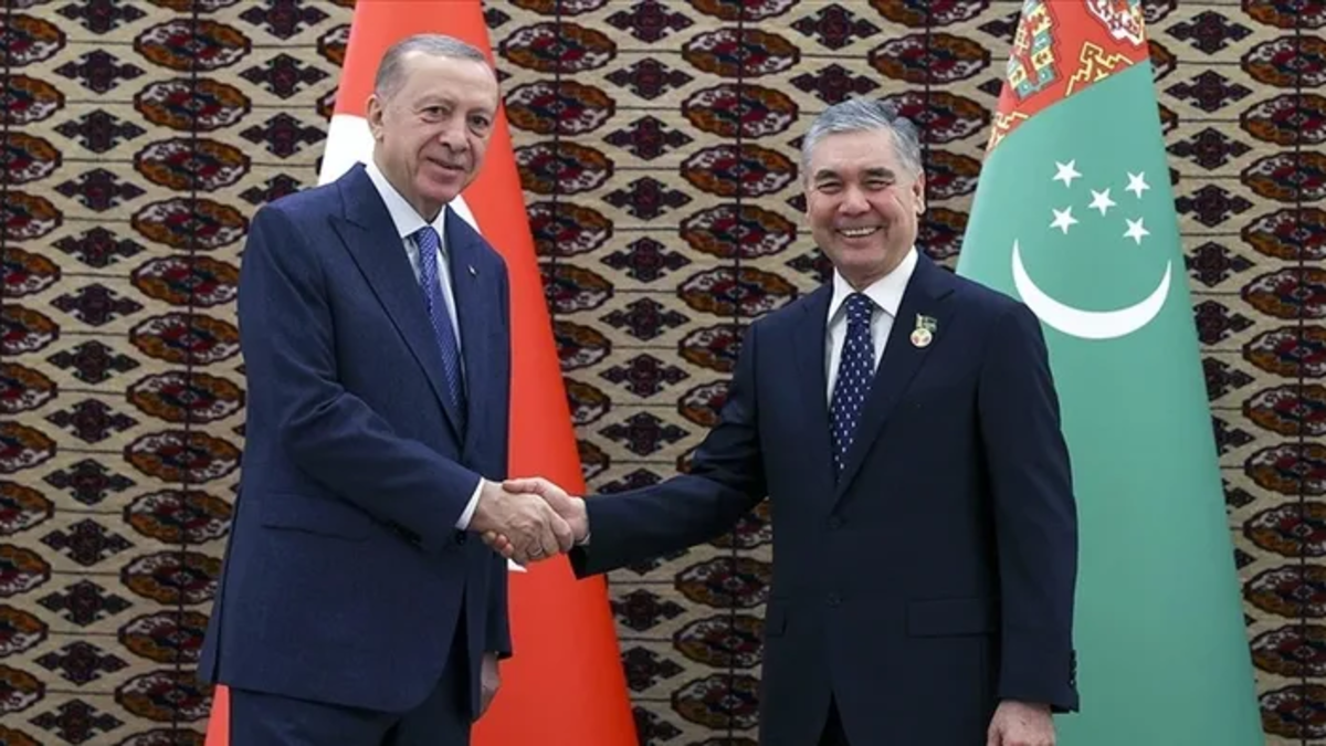 Başkan Erdoğan, Türkmenistan milli lideri ile görüştü