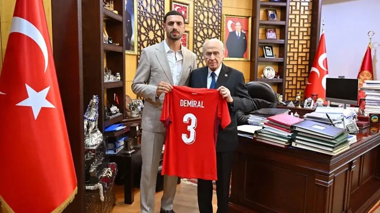 Merih Demiral'dan Bahçeli'ye ziyaret