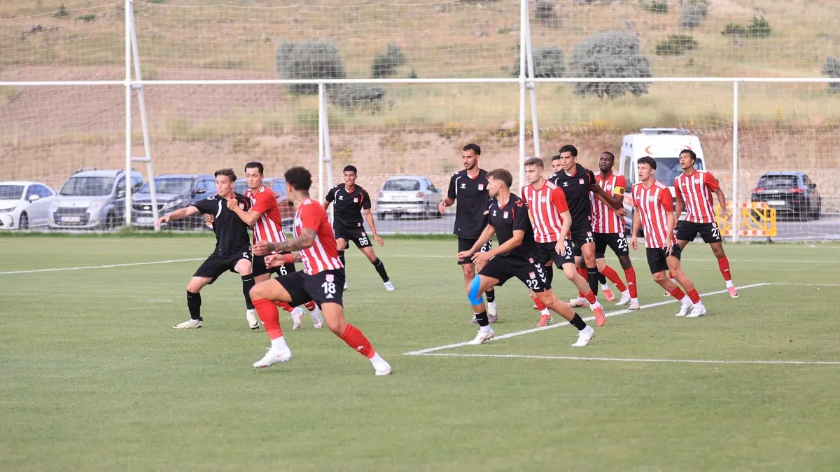 Sivasspor ile Pendikspor'dan sessiz prova!