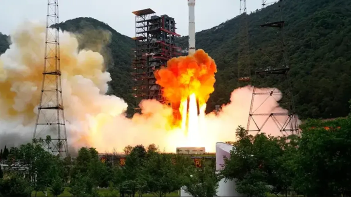 Çin, 'Shijian-31' uydusunu uzaya gönderdi