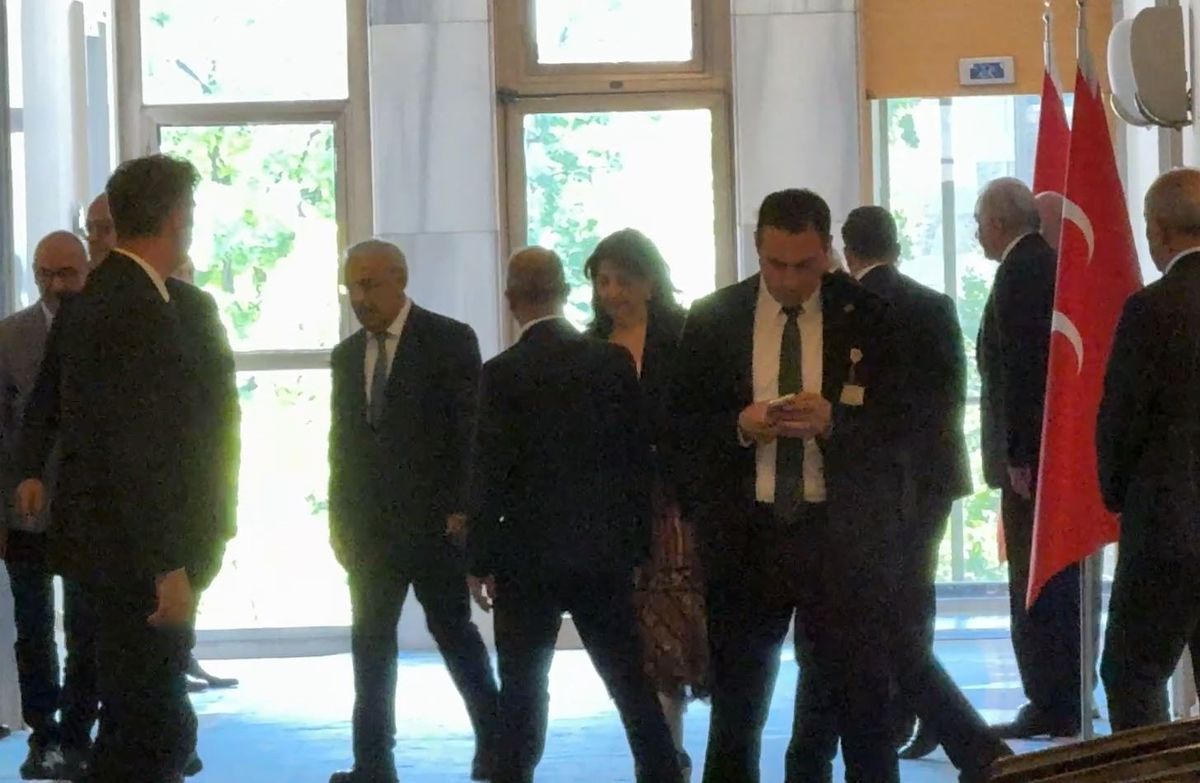 Bahçeli, DEM Parti heyeti ile bir araya geldi
