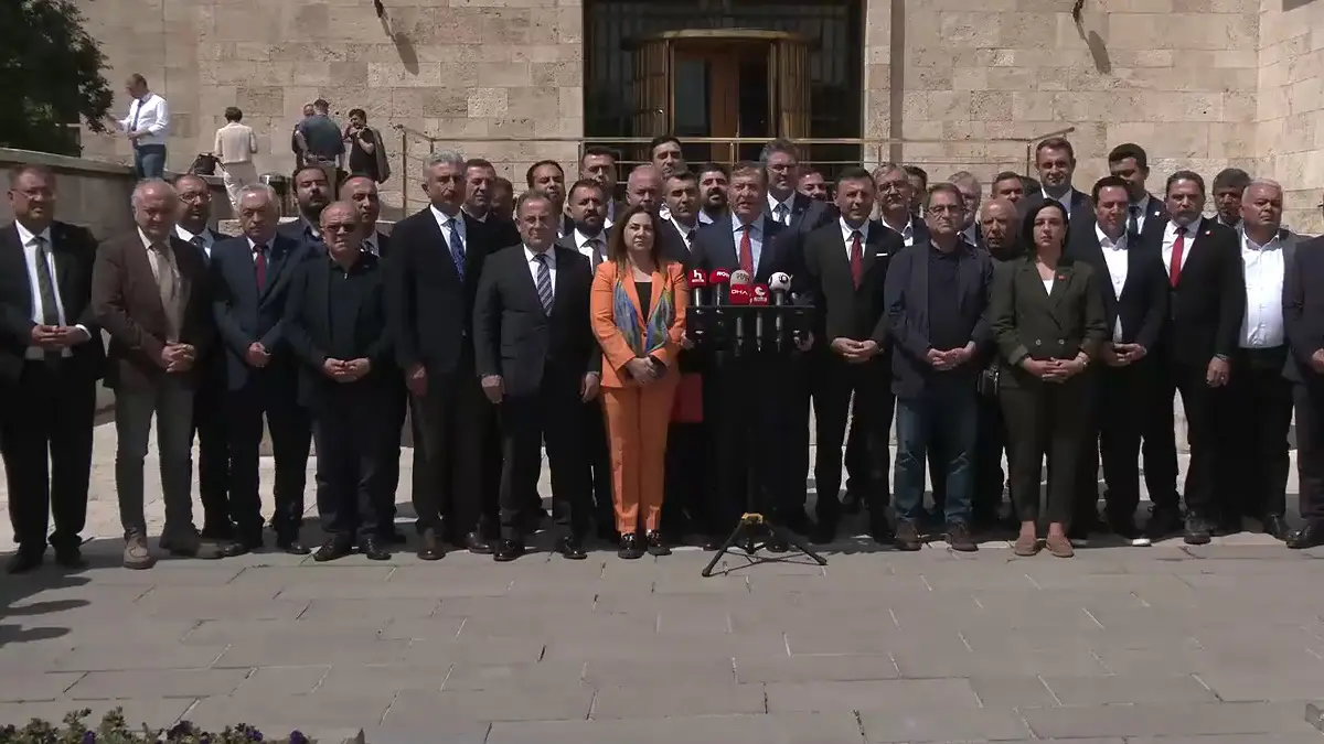 CHP'li 72 il başkanı tek ses oldu! Kurultay için tarih çağrısı