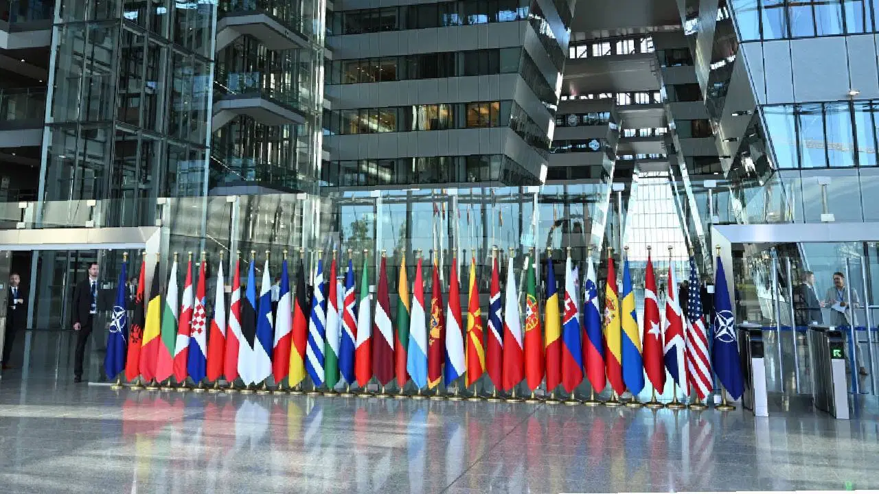 NATO verileri yayımlandı: Üye ülkelerinin savunma harcamaları 1,8 trilyon doları aşacak