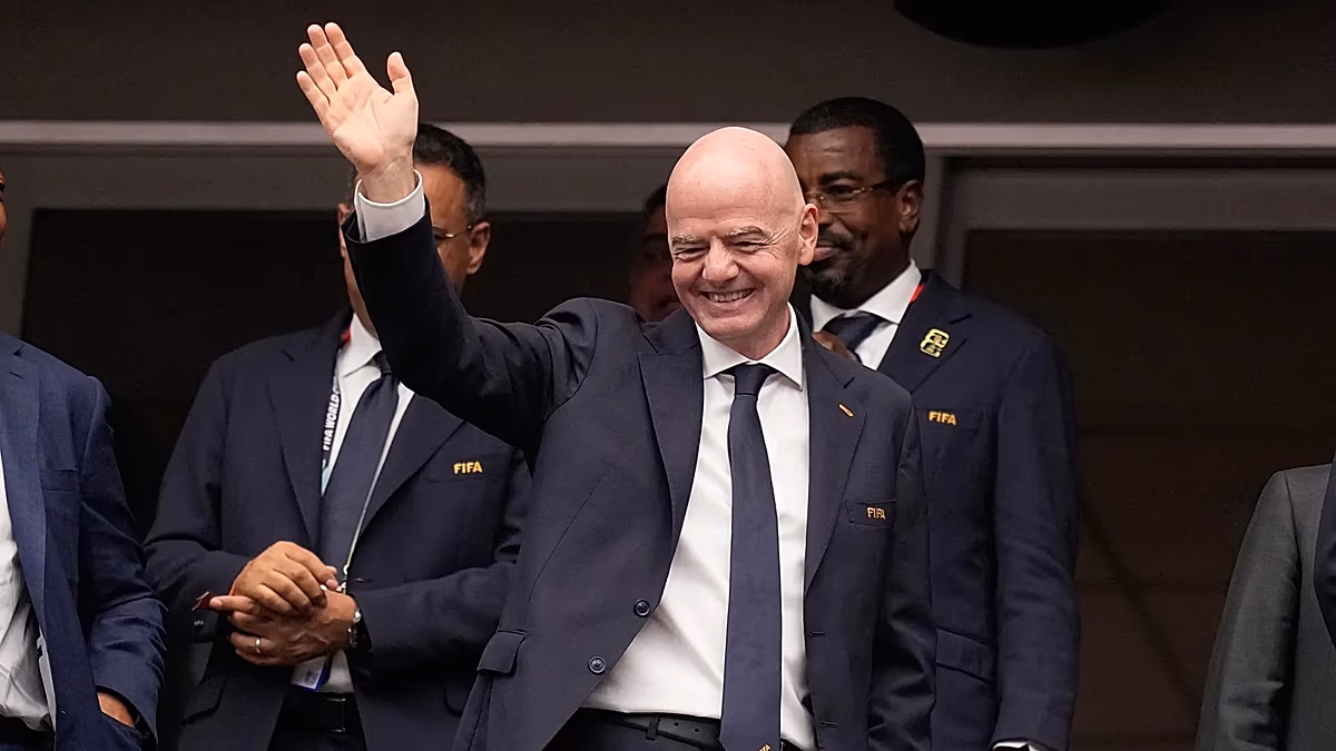Balogun’un kırmızı kartı: AP'de Infantino için soruşturma çağrısı