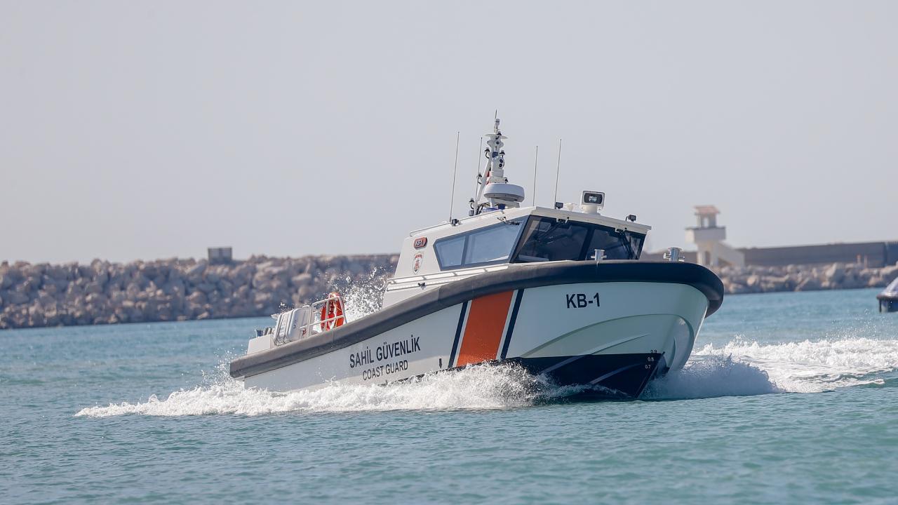 İzmir'de deniz yoluyla uyuşturucu sevkiyatına operasyon