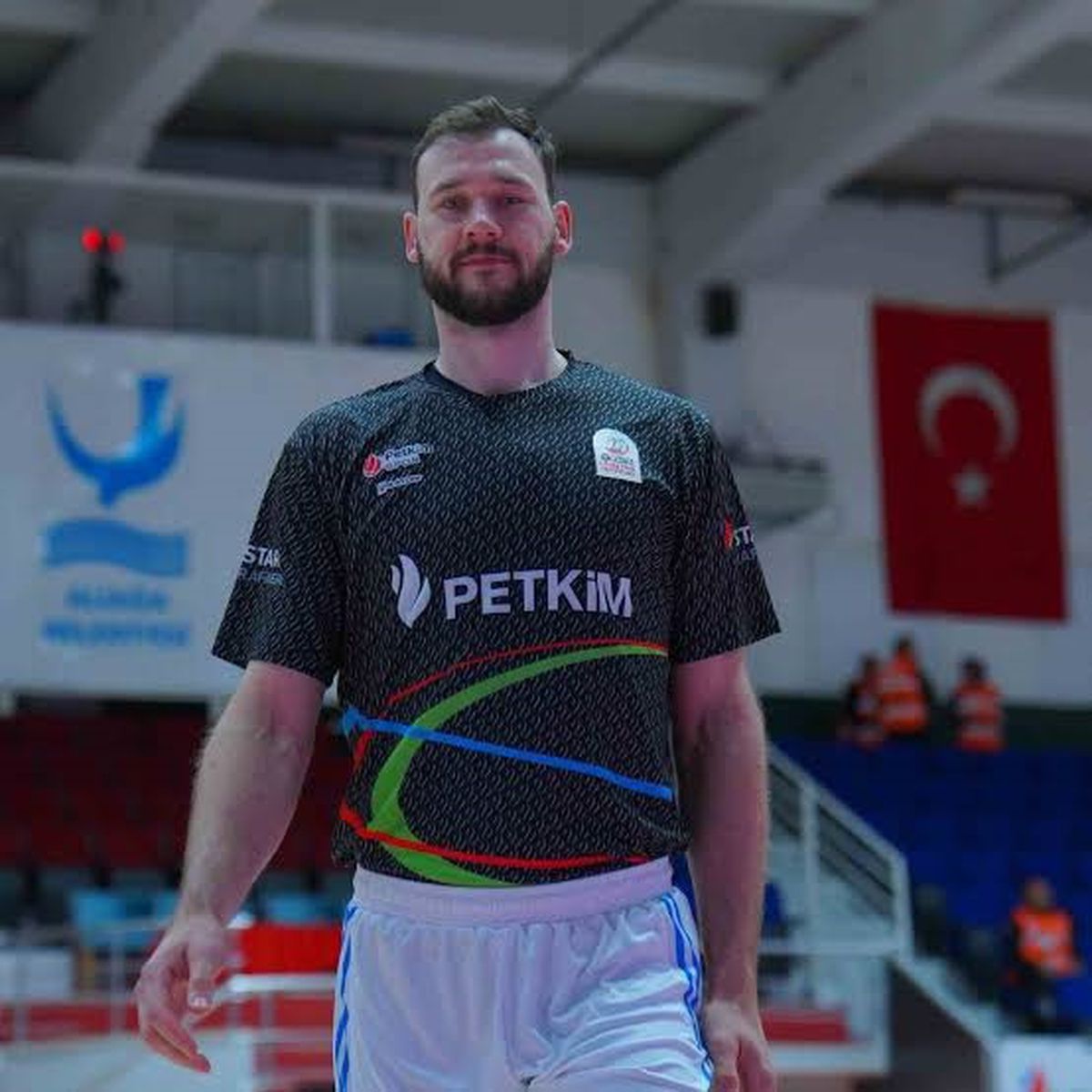 Aliağa Petkimspor'da Litvanyalı Martynas Sajus ayrıldı