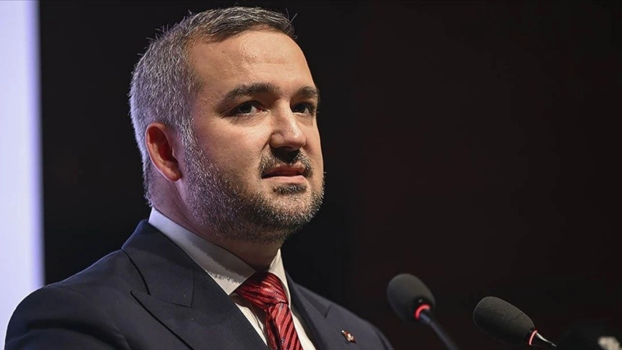 Halk harcayamıyor, borç patladı ama Merkez Bankası Başkanı Karahan rakamlarda iyileşme gördü
