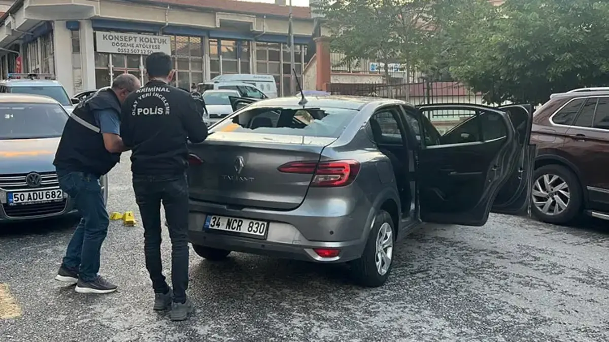 Silahlı kavga sonrası kaçan 2 şüpheliden biri aracın altında yakalandı