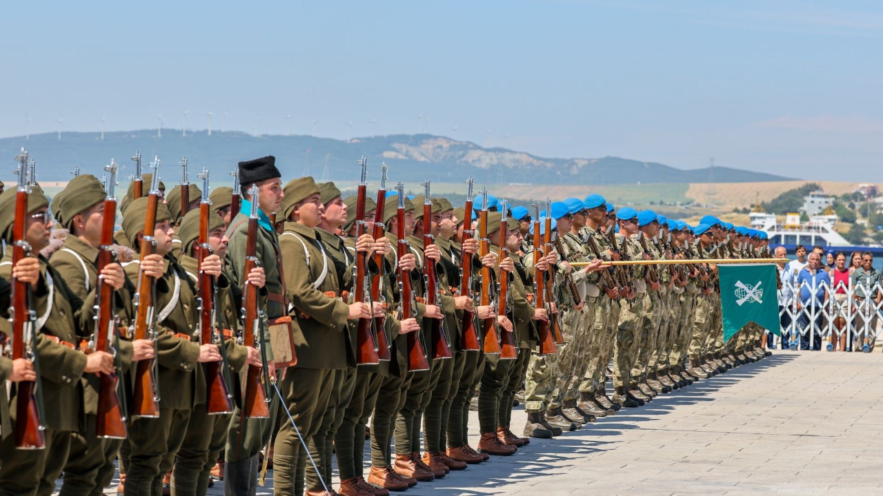 Çanakkale Boğazı’nda tarihi sefer! Gelibolu’da 672’nci yıl coşkusu