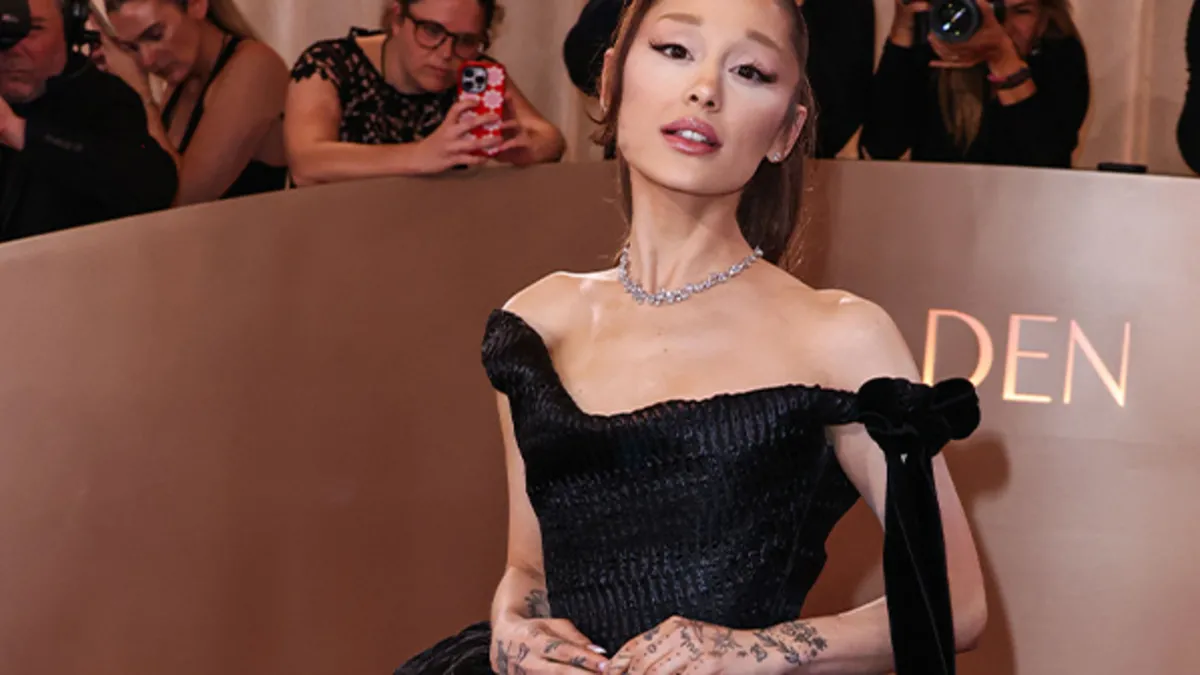 Ariana Grande’nin başına gelenler pes dedirtti! Şarkıları sızdırıldı, şimdi korsanların peşinde...