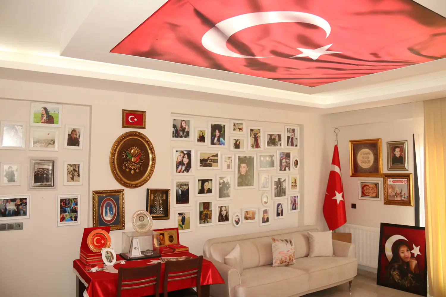 Deprem evlerini yıktı ama Gülşah'ın hatırası yıkılmadı! 15 Temmuz şehidi kızları için anı evi yaptılar