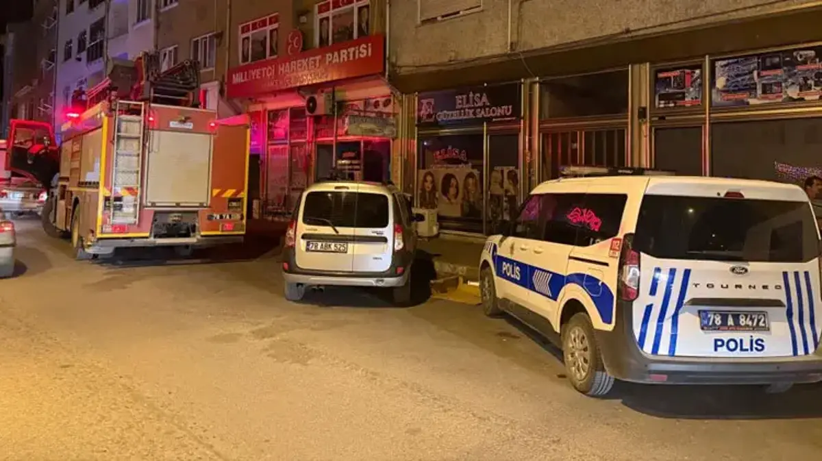 Karabük'te dehşete düşüren olay: Eşinin boğazını keserek öldürdü