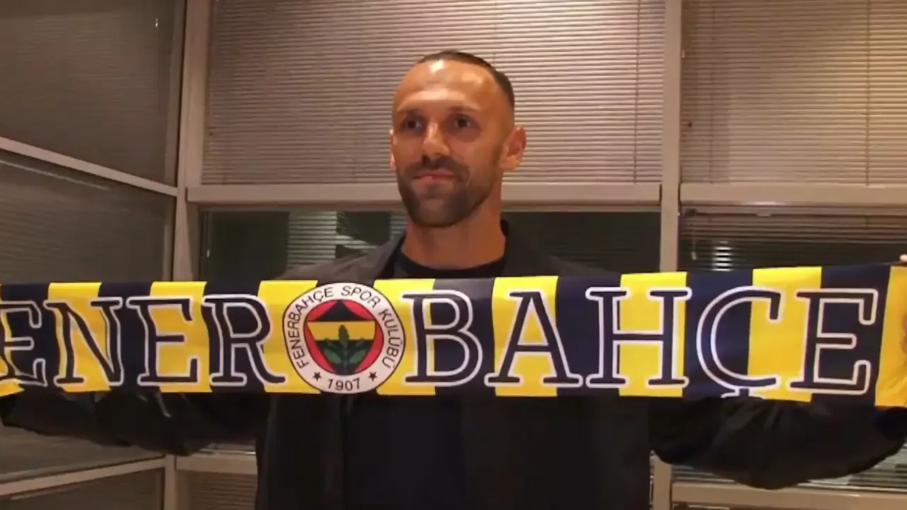 Vedat Muriqi imza için İstanbul'da