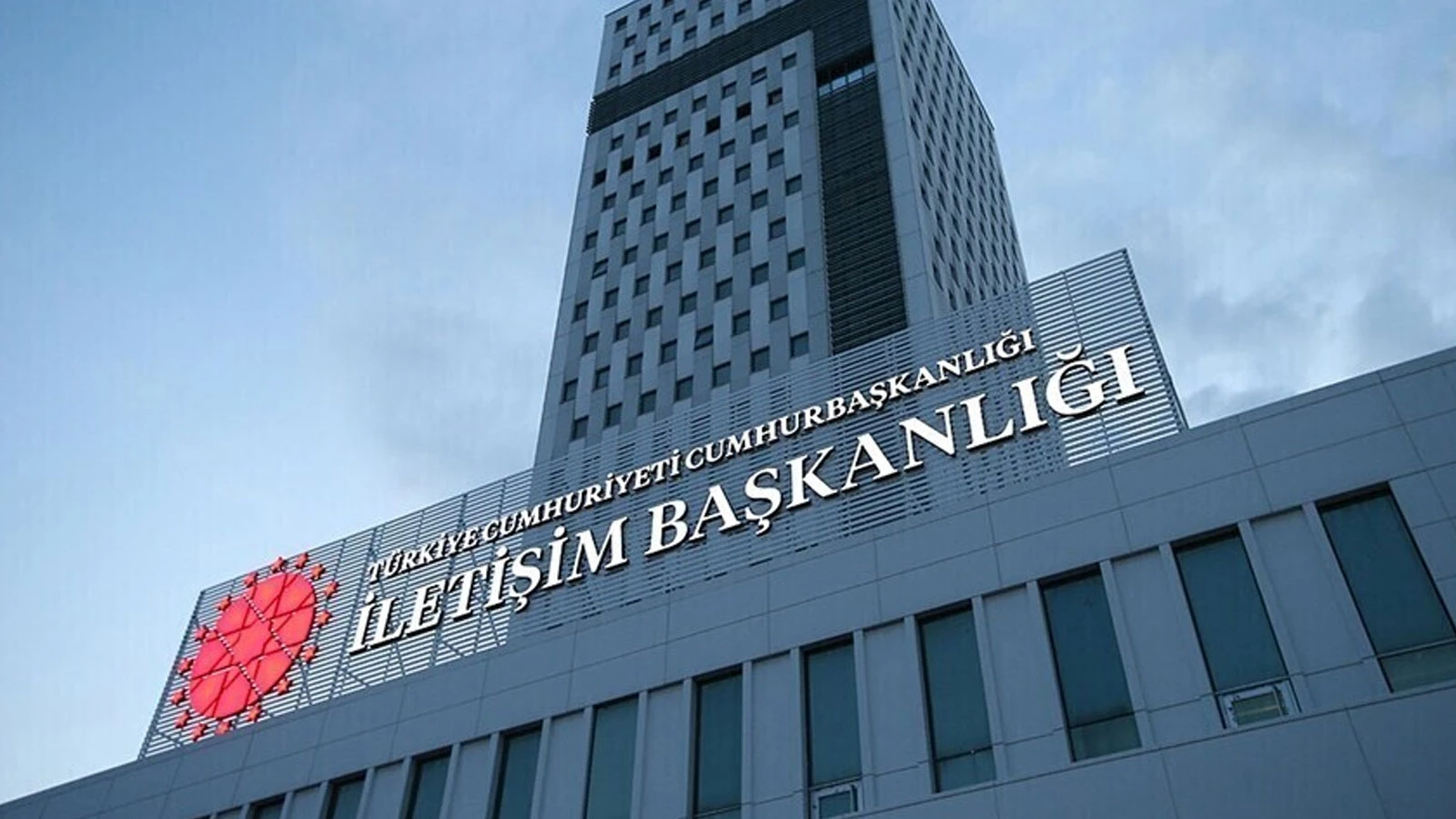 DMM, "AP'nin Türkiye raporuyla yeşil pasaportla seyahat dönemi bitti" iddiasını yalanladı