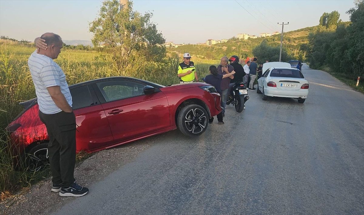 Bilecik'teki trafik kazalarında 4 kişi yaralandı