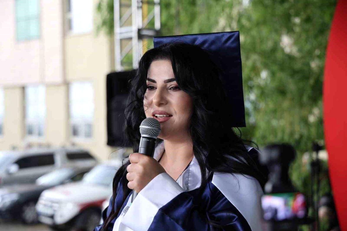 Açık lise mezuniyetinden üniversite birinciliğine: Emine Güneş'in azim ve başarı hikayesi