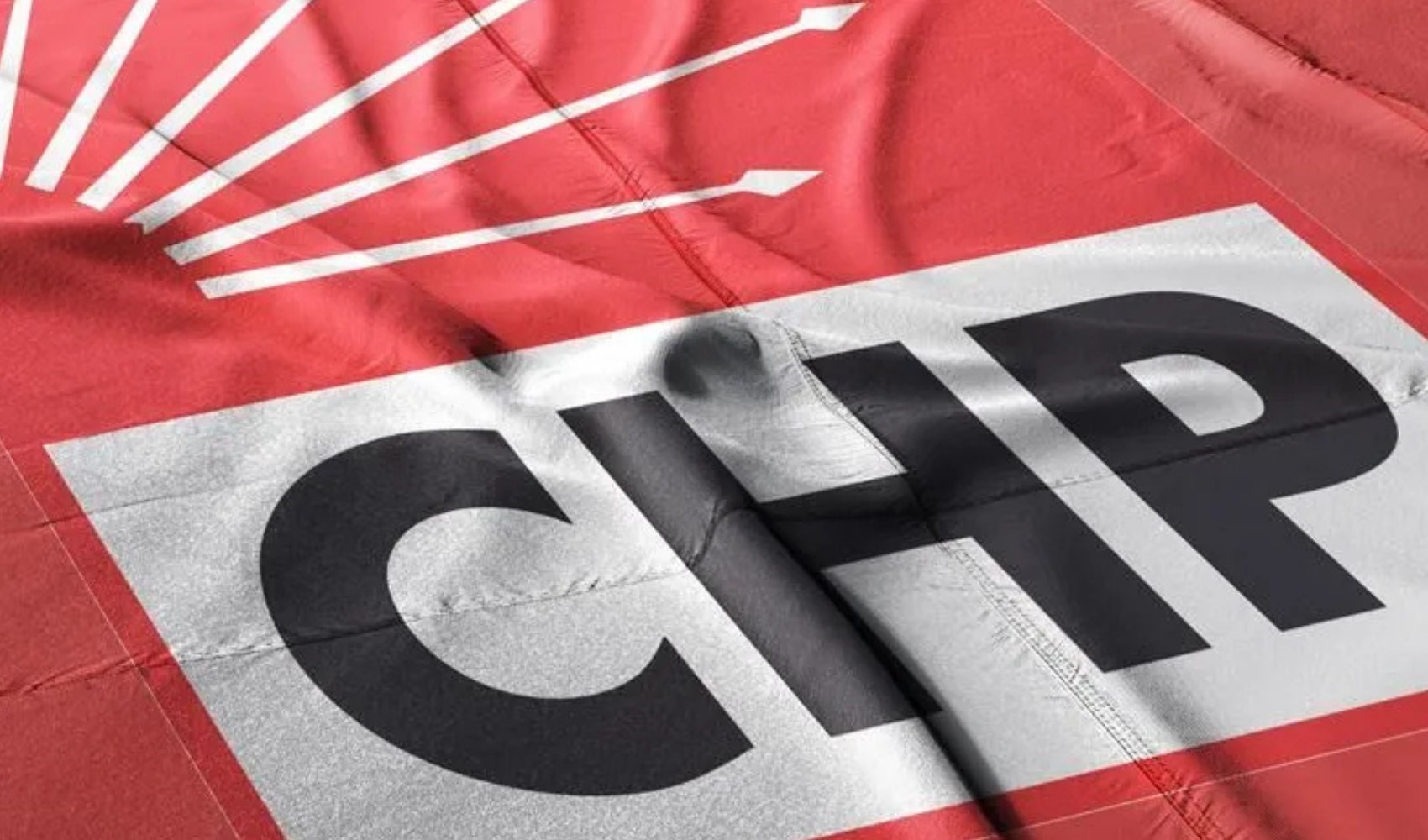CHP'de bir istifa daha... Aktif siyaseti bıraktığını açıkladı