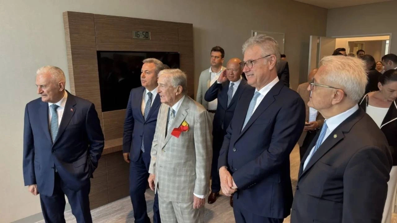 Rahmi Koç'a açılan soruşturma dünya basınında