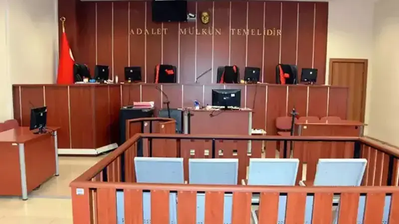 Adliyedeki rüşvet pazarlığını savcı duydu; 2 gözaltı