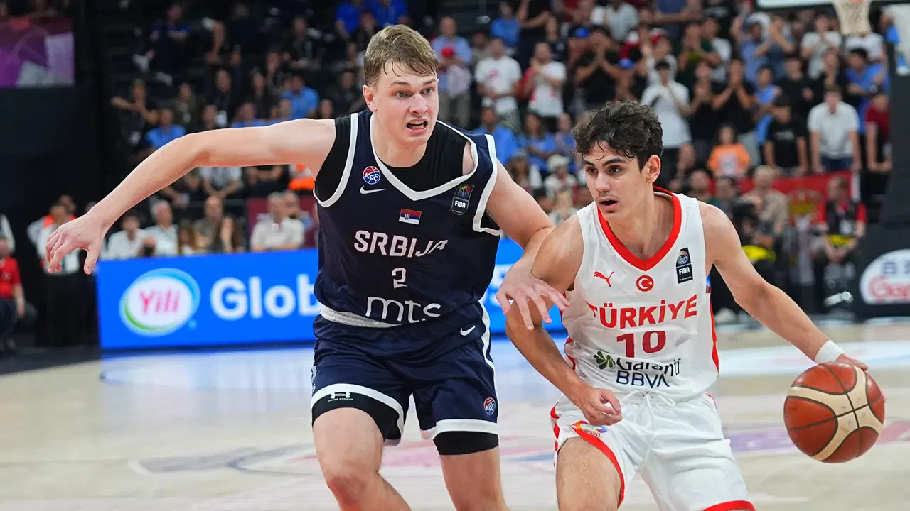 Bronz madalya maçına çıkacak: U17 Basketbol Milli Takımı, yarı finalde Sırbistan'a mağlup oldu