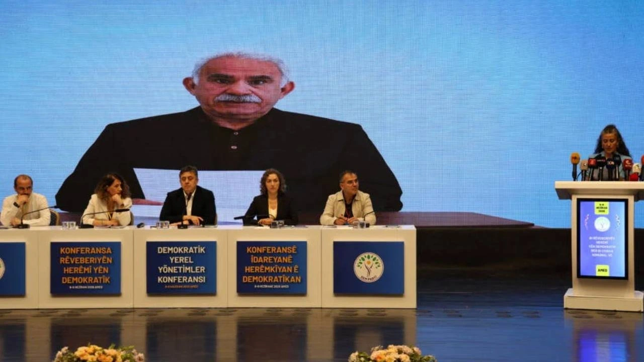 Öcalan'dan 'demokratik anayasa' açıklaması