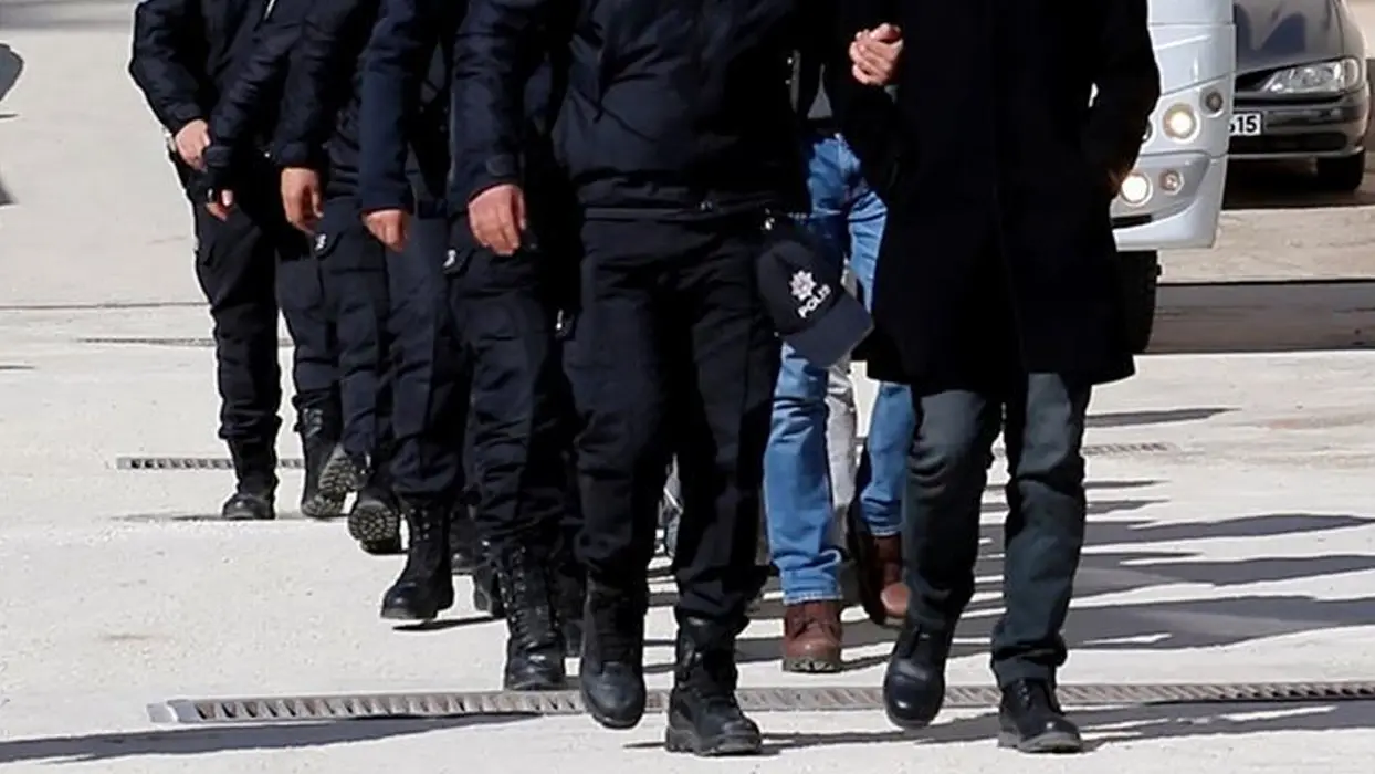 860 milyon liralık vurgun! Yatırım dolandırıcılığı operasyonunda 12 tutuklama