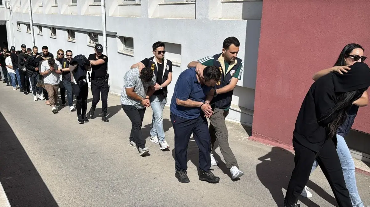 45 ayrı operasyon 307 gözaltı! 5,3 milyarlık suç geliri tespit edildi