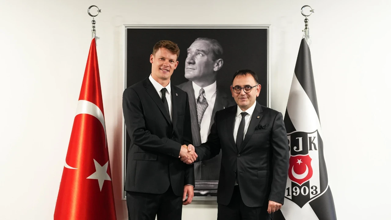 Beşiktaş kalesine Dünya Kupası kalecisi: Nübel ile 3 yıllık anlaşma